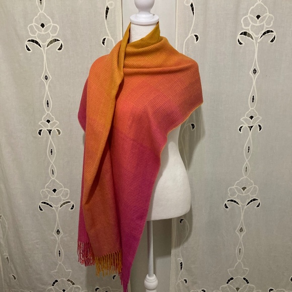 Gorgeous Baby Alpaca Wrap, Made in Peru, Pink and Orange, Rare - Picture 6 of 16